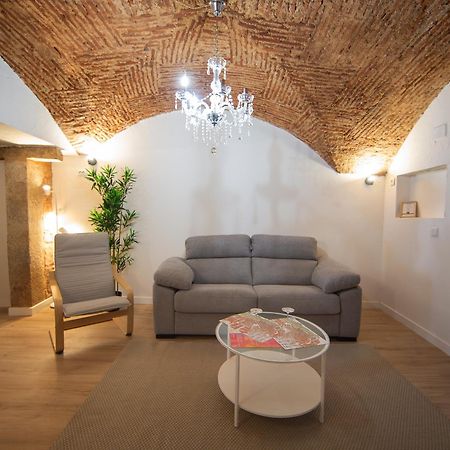 Caceres Deluxe Apartment Exterior photo
