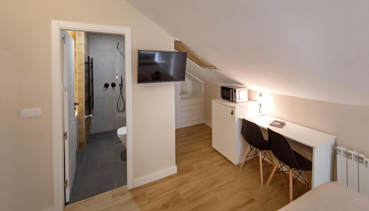 Caceres Deluxe Apartment Exterior photo