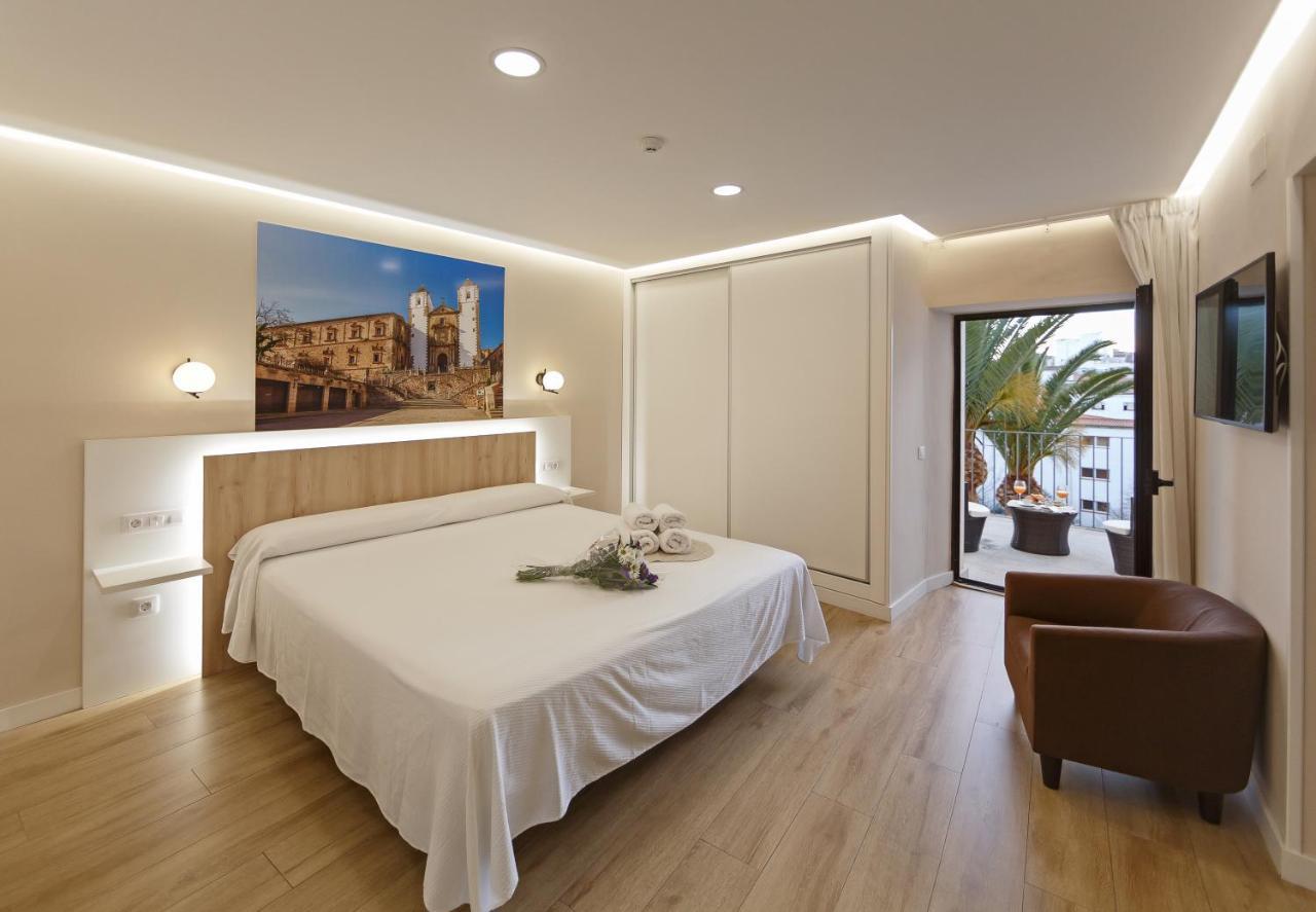 Caceres Deluxe Apartment Exterior photo